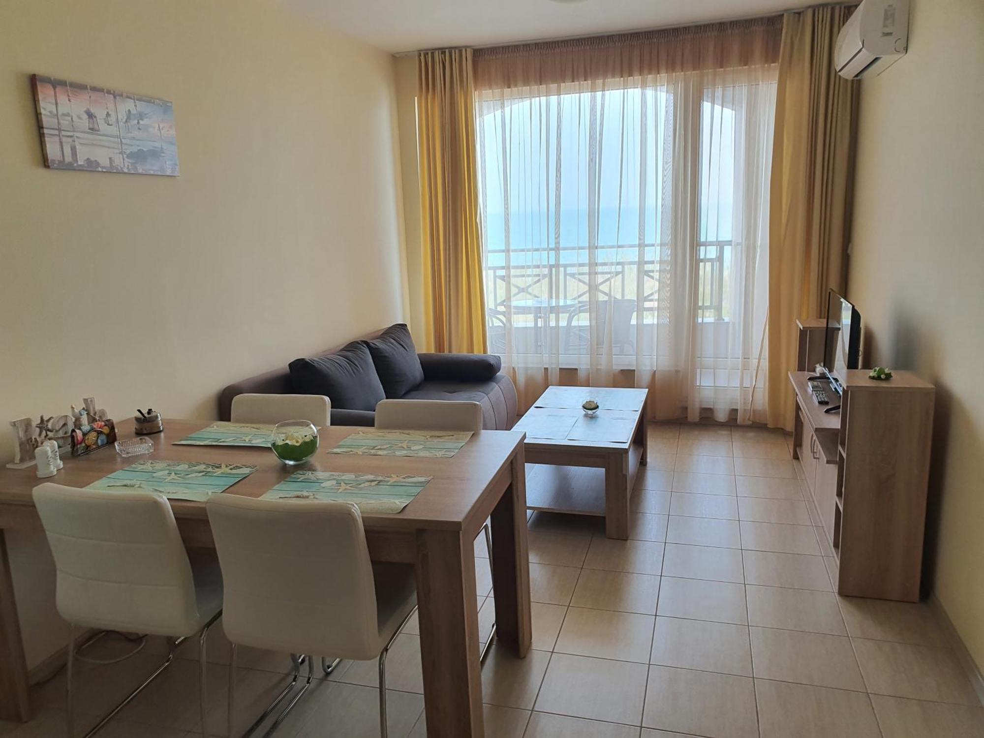 Таня 8 Apartment Pomorie Bagian luar foto