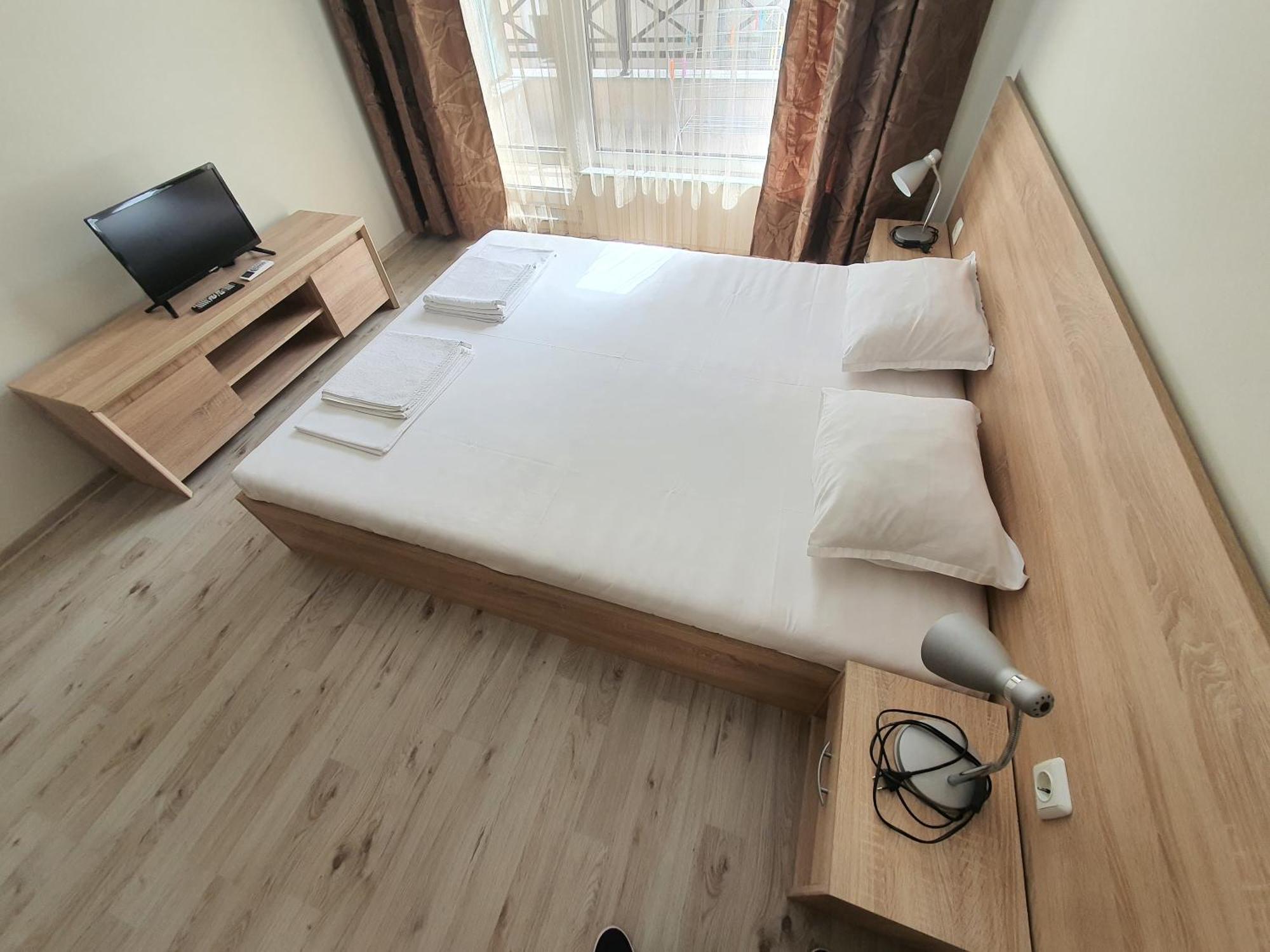 Таня 8 Apartment Pomorie Bagian luar foto