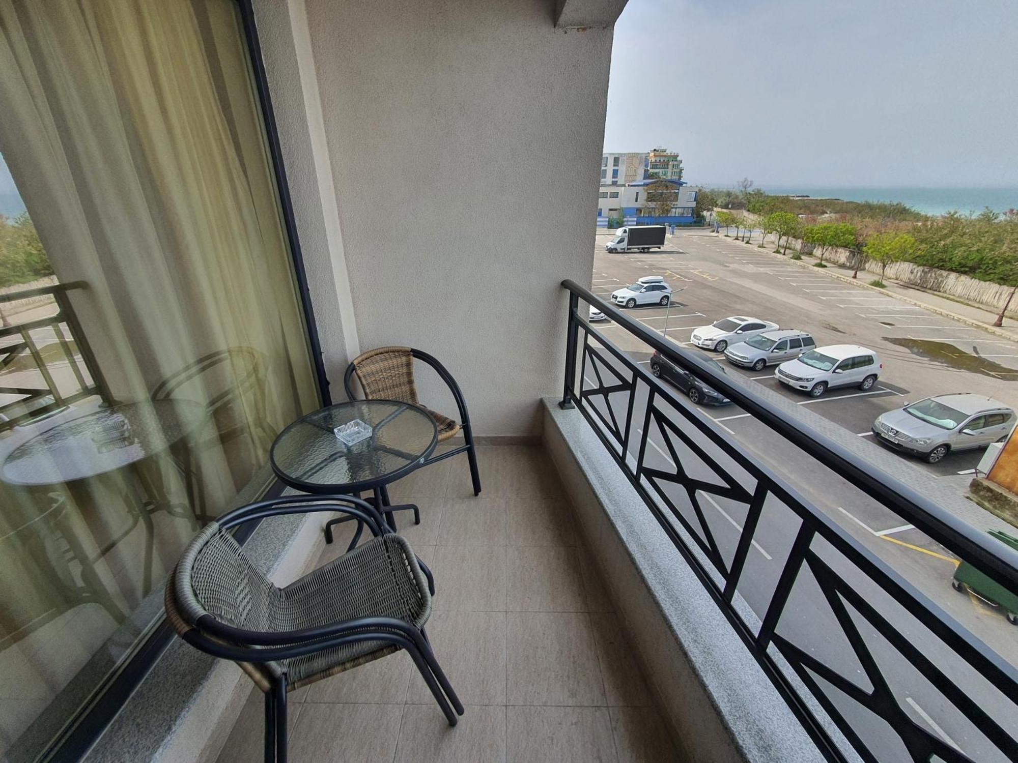 Таня 8 Apartment Pomorie Bagian luar foto