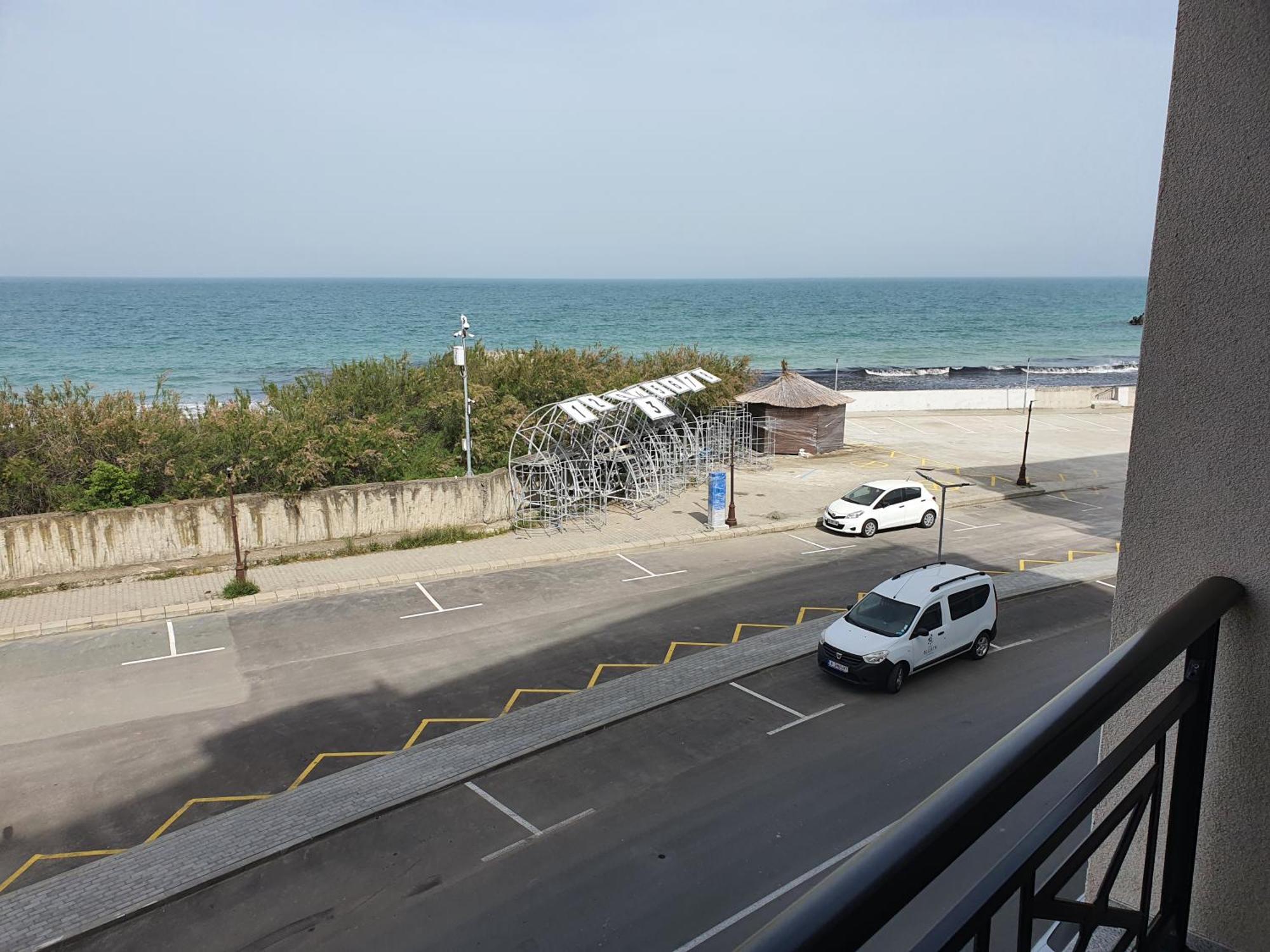Таня 8 Apartment Pomorie Bagian luar foto