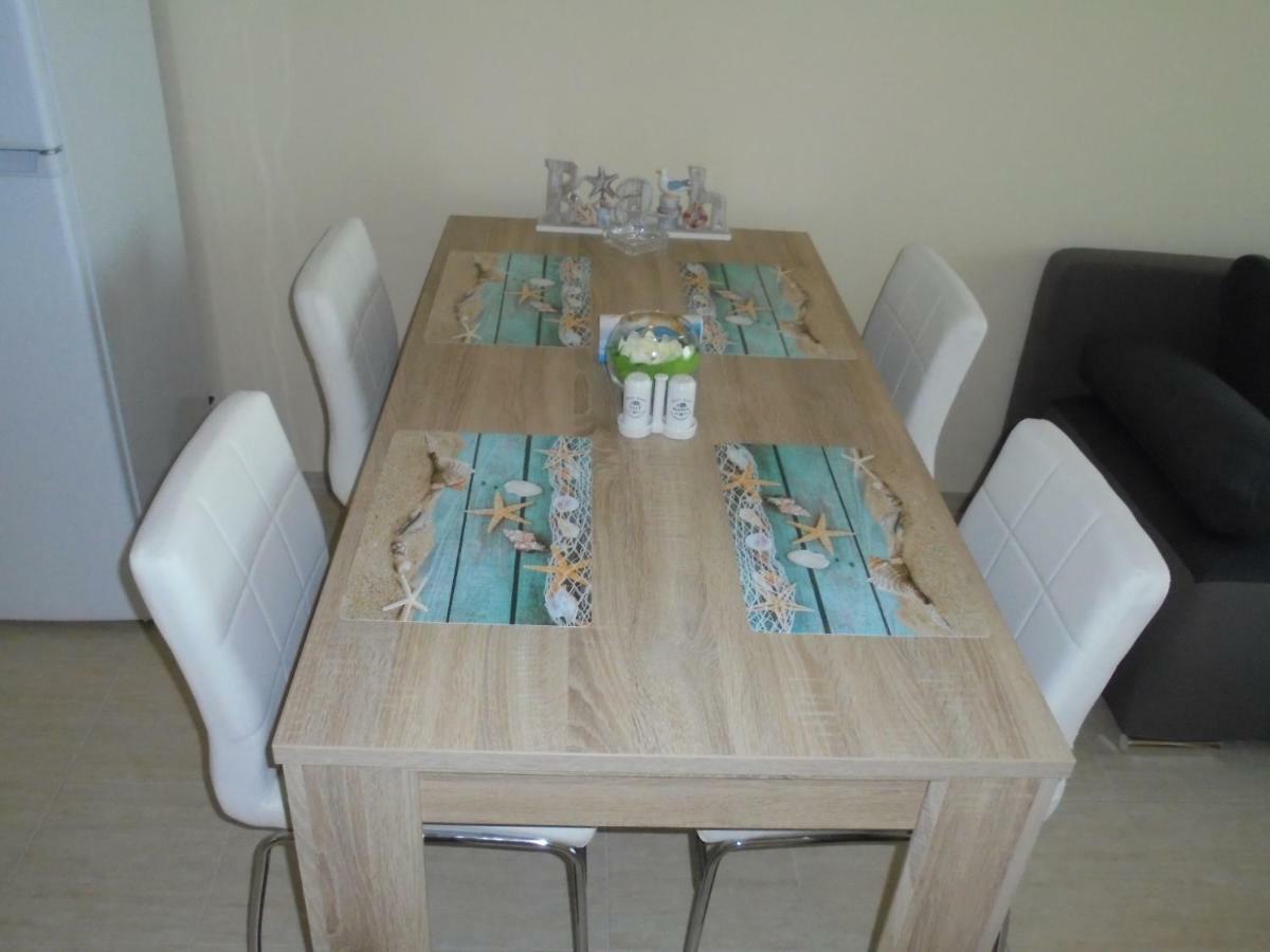 Таня 8 Apartment Pomorie Bagian luar foto
