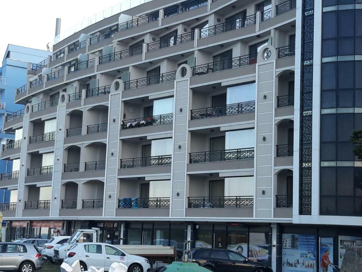 Таня 8 Apartment Pomorie Bagian luar foto